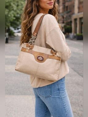 Coach Ivory /Snake Leather Shoulder Bag